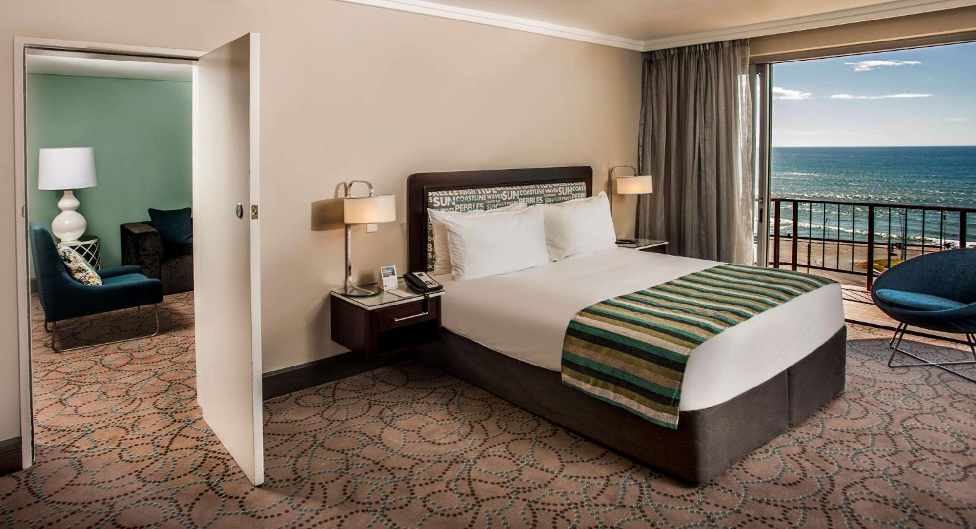 Garden Court East London Hotel Kültér fotó